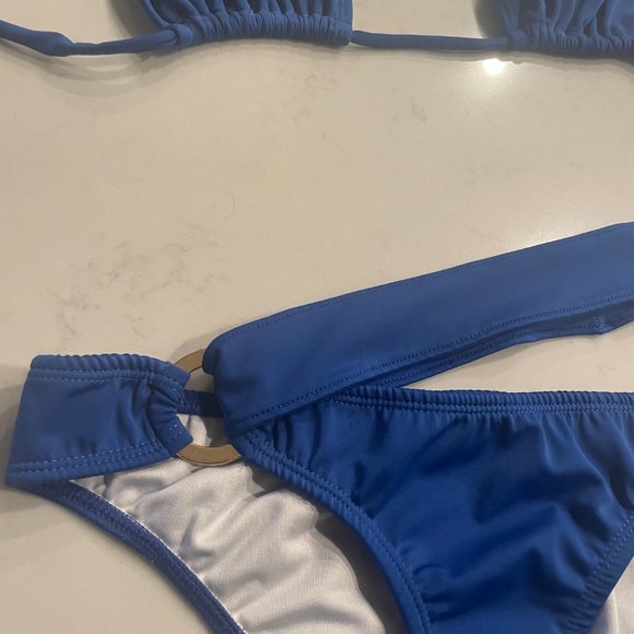 Royal Blue 2 Piece Bikini (High Quality) - Picture 5 of 12